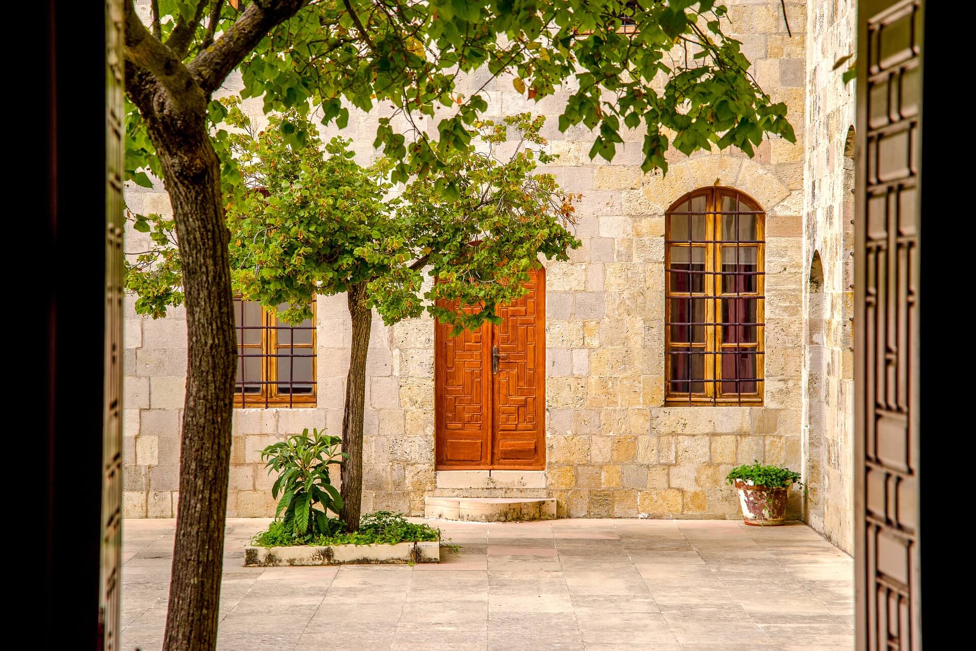 Levantine Dictionary: Arabic-English